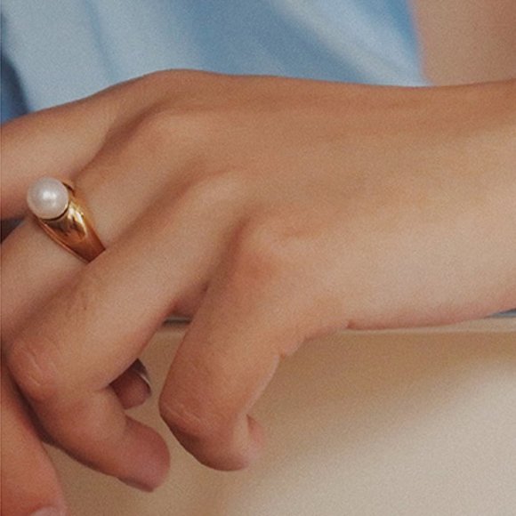 NEW 18K Gold Plated Round Pearl Ring - Picture 7 of 8